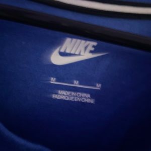 Long sleeve Nike blue